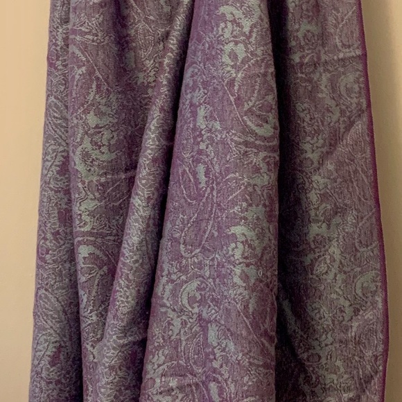 Pashmina/Wrap - Picture 2 of 2